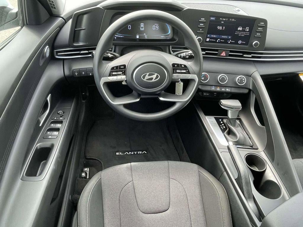 New 2026 Hyundai Elantra SE image 29