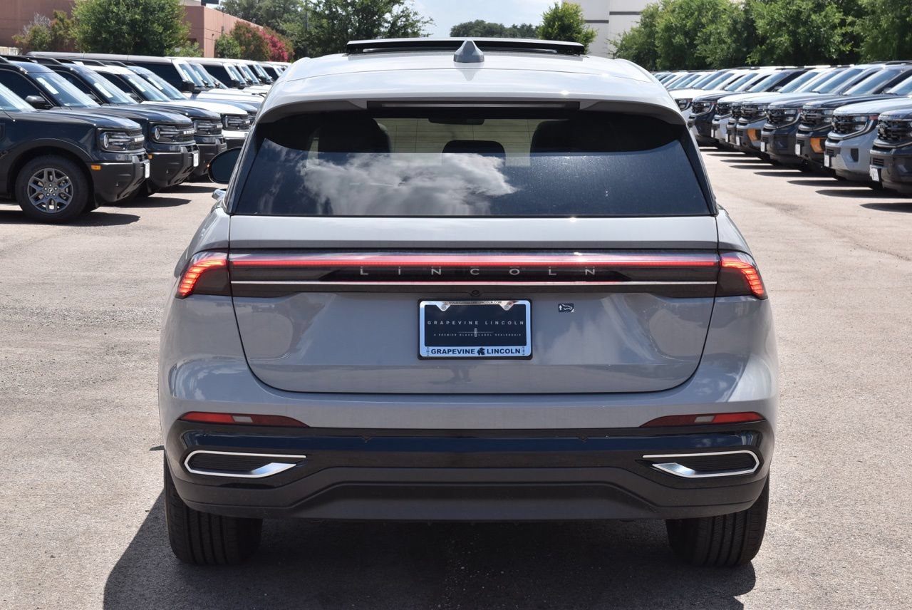 New 2026 Lincoln Nautilus Premier w/ Equipment Group 102A AWD/4WD image 8