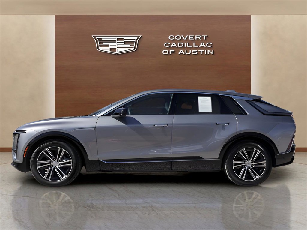 Certified 2024 Cadillac Lyriq Luxury image 2