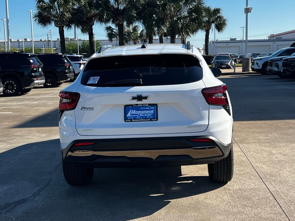 New 2026 Chevrolet Trax ACTIV w/ Sunroof Package image 9