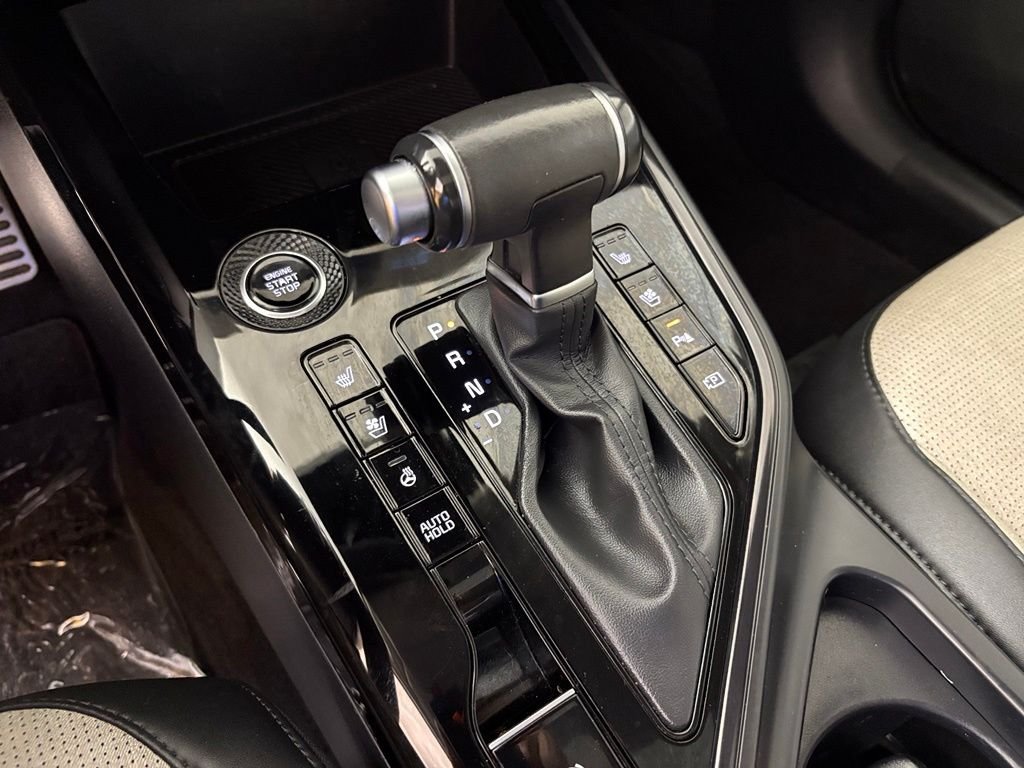 Used 2023 Kia Niro SX Touring FWD image 30