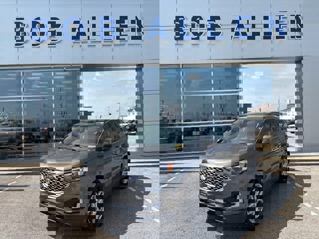 Used 2024 Ford Edge SEL