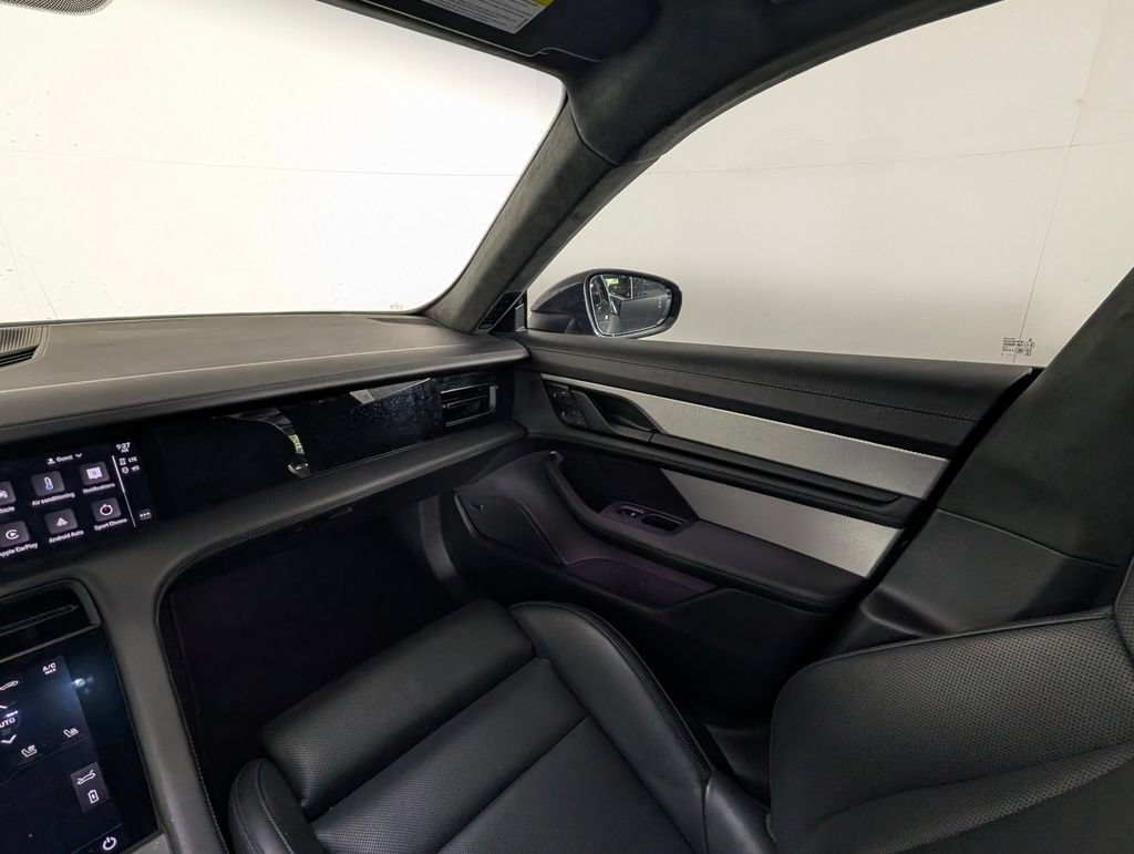 Certified 2023 Porsche Taycan GTS AWD/4WD image 21