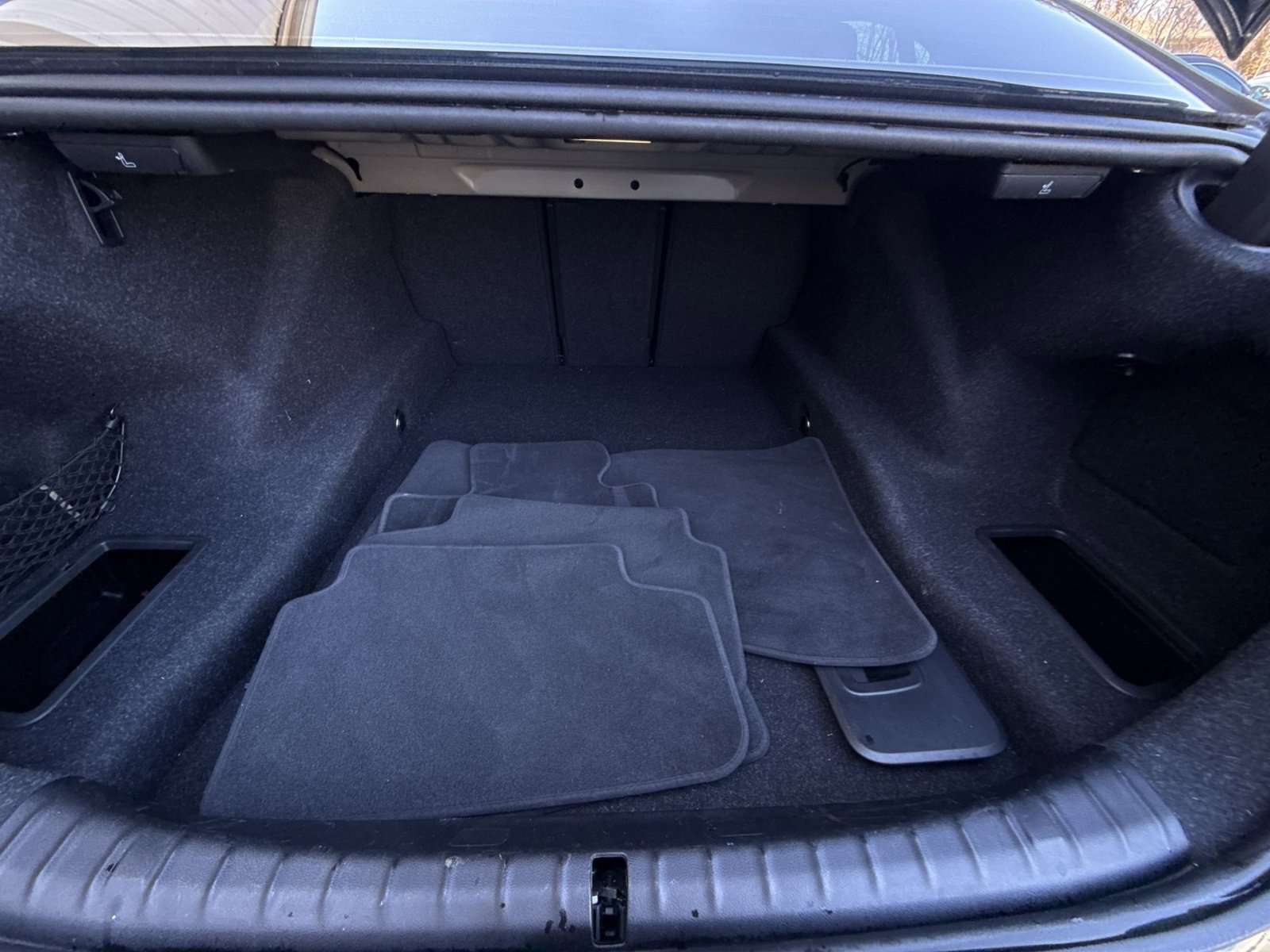 Used 2023 BMW 540i xDrive w/ M Sport Package image 26