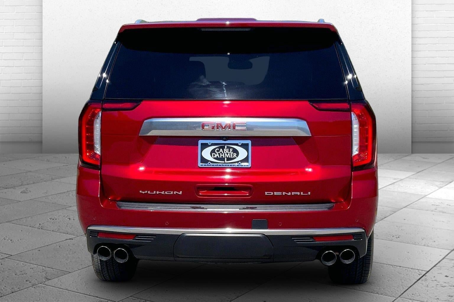 Used 2021 GMC Yukon Denali AWD/4WD image 3