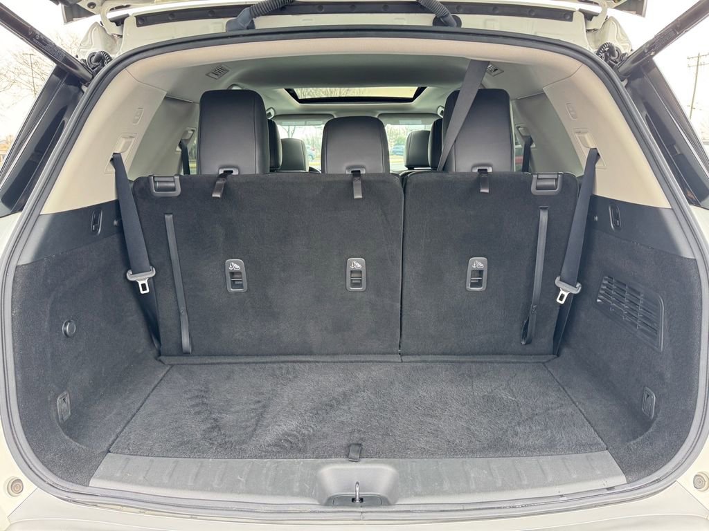 Used 2023 Nissan Pathfinder SL w/ SL Premium Package image 10