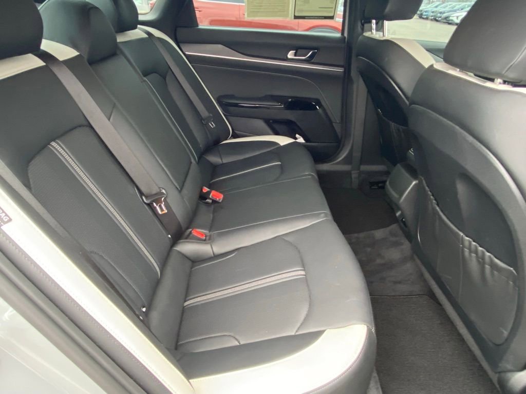 Certified 2025 Kia K5 GT-Line image 12