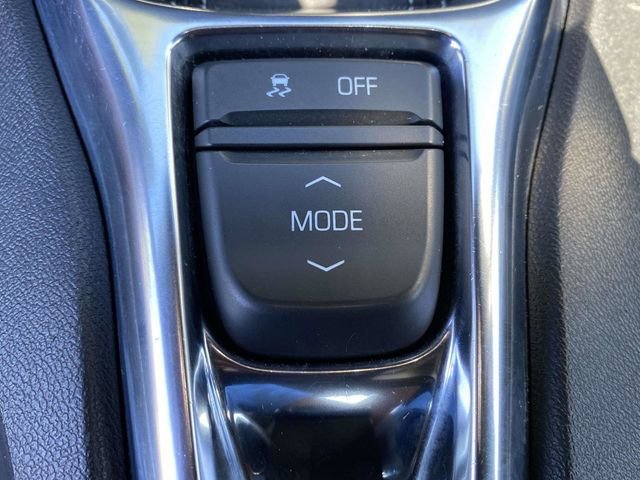 Used 2020 Chevrolet Camaro LS image 29