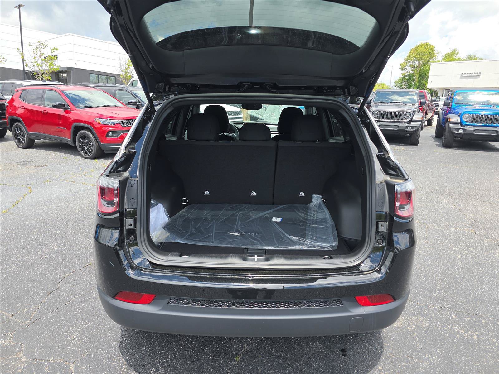 New 2025 Jeep Compass Sport AWD/4WD image 5
