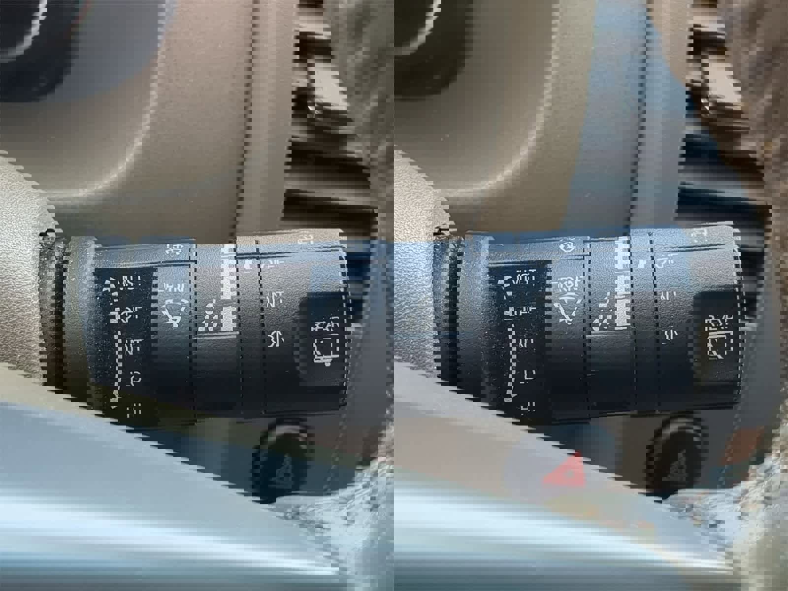 Used 2007 Nissan Pathfinder SE w/ SE Premium Pkg image 34