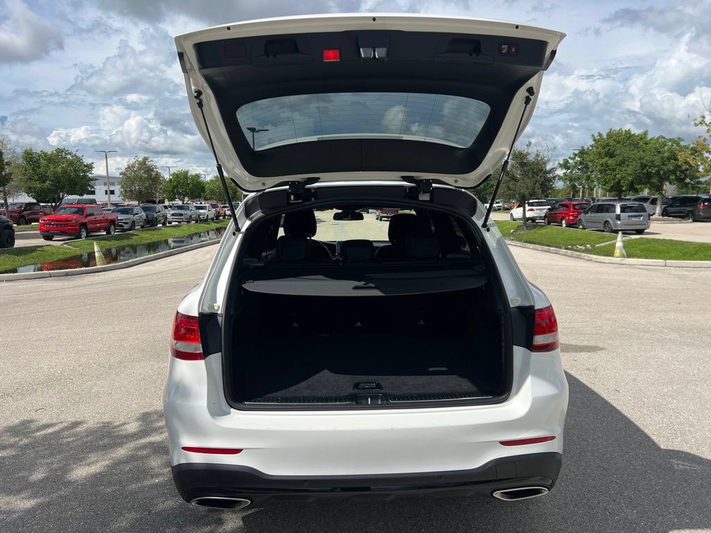 Used 2019 Mercedes-Benz GLC 300 image 21