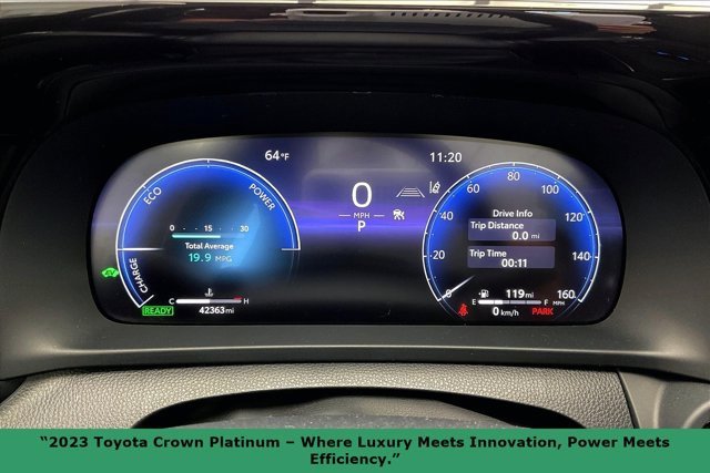 Used 2023 Toyota Crown Platinum image 23