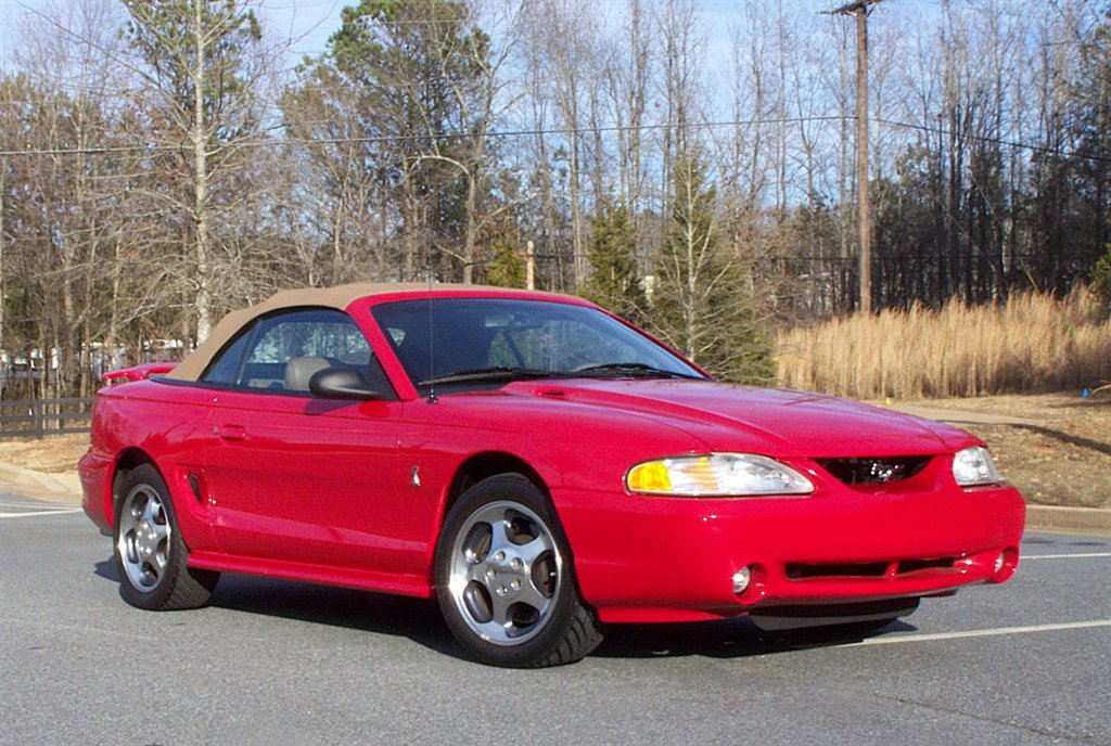Used 1994 Ford Mustang GT RWD image 3