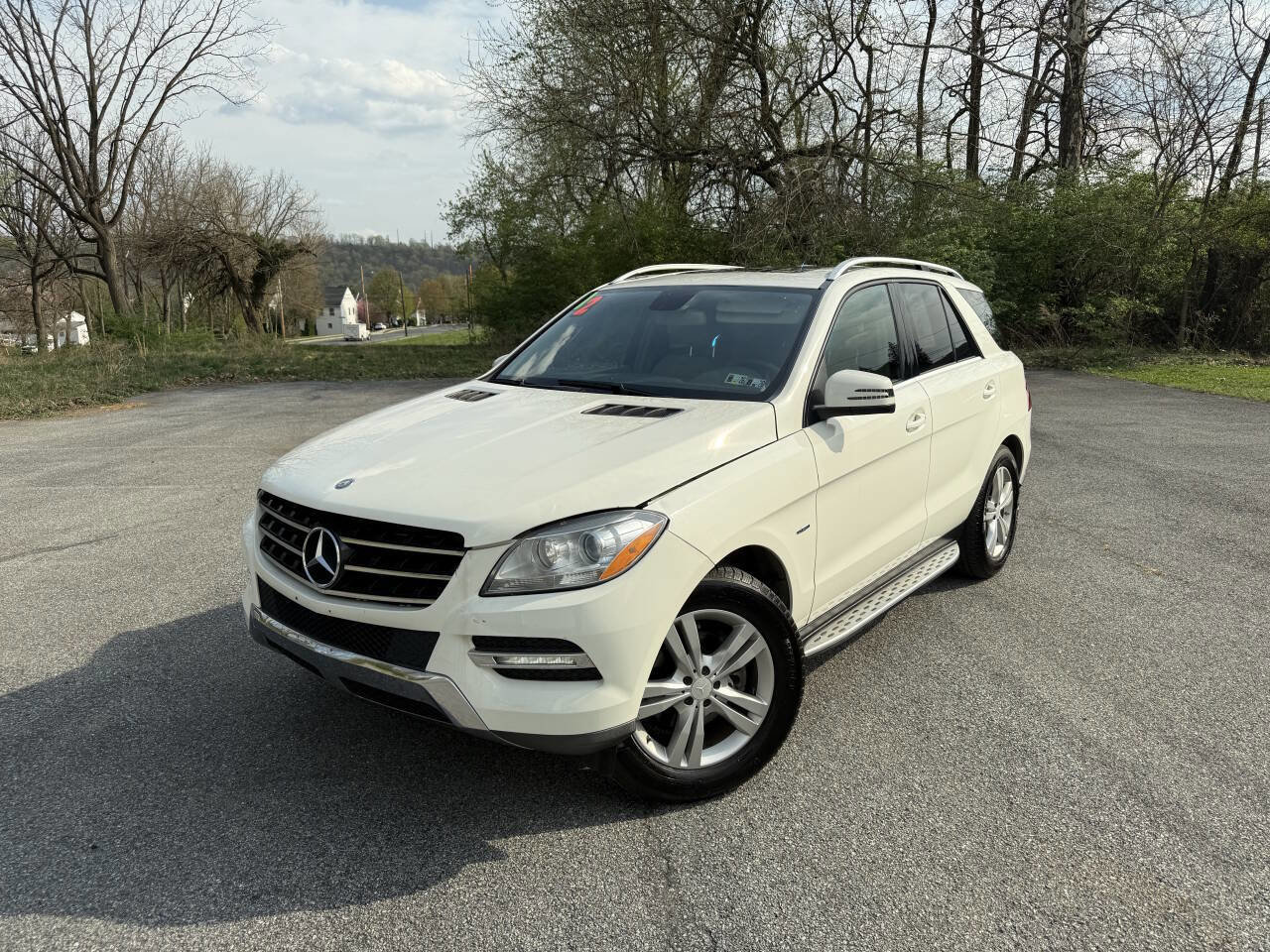 Used 2012 Mercedes-Benz ML 350 4MATIC w/ Premium 1 Pkg image 2