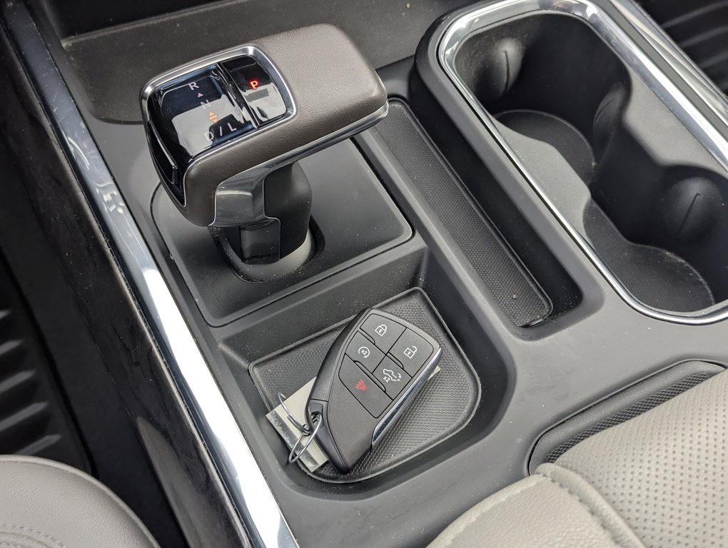 Used 2022 Chevrolet Silverado 1500 LTZ w/ LTZ Premium Package image 35