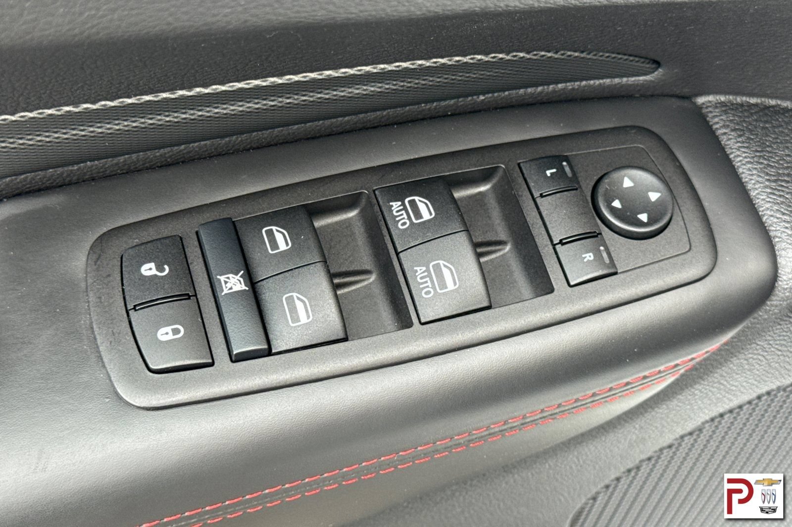 Used 2025 Dodge Durango R/T AWD/4WD image 12