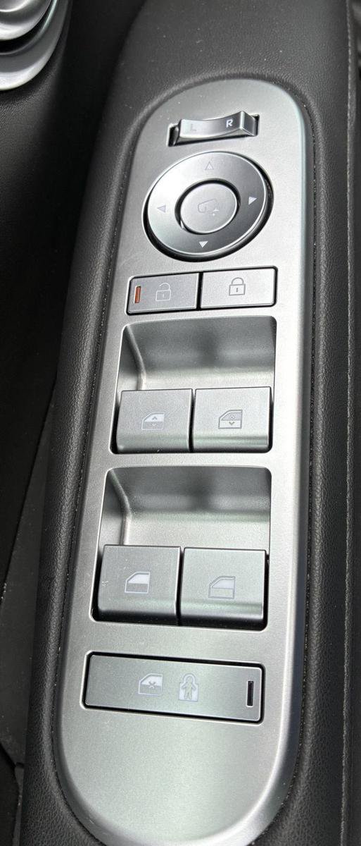 Used 2026 Hyundai Palisade Limited AWD/4WD image 19