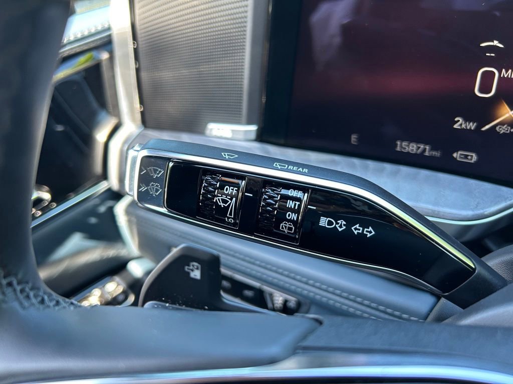 Used 2025 Cadillac Escalade IQ Luxury 2 w/ LPO, Premium Carpet Package AWD/4WD image 68