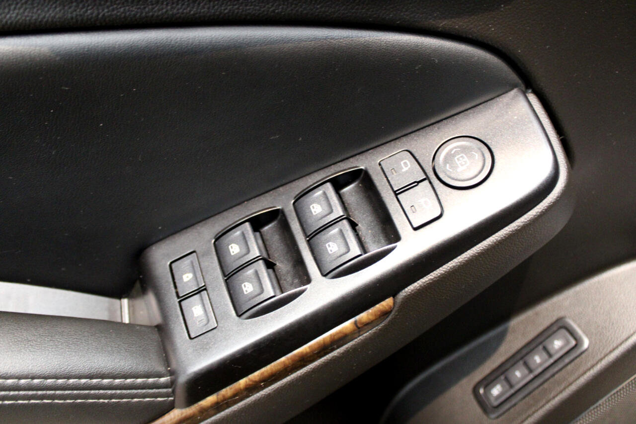 Used 2017 Chevrolet Tahoe LT image 16