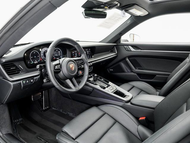 Certified 2025 Porsche 911 Carrera image 4