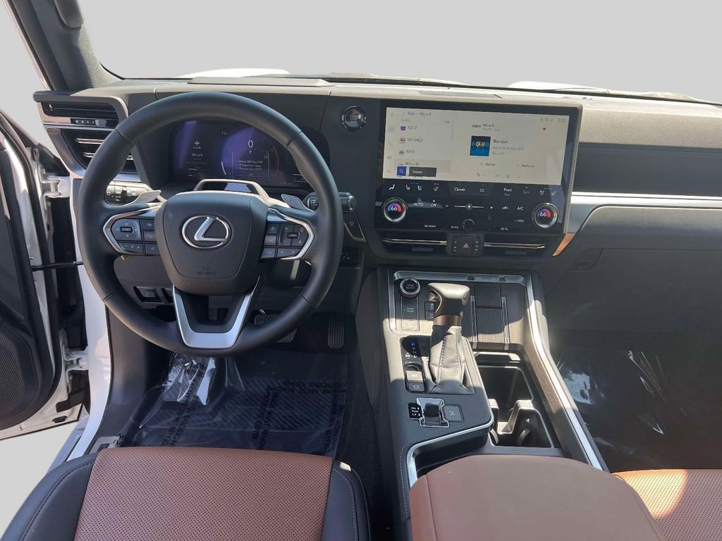 Certified 2025 Lexus GX 550 w/ Accessory Package (2T) AWD/4WD image 13