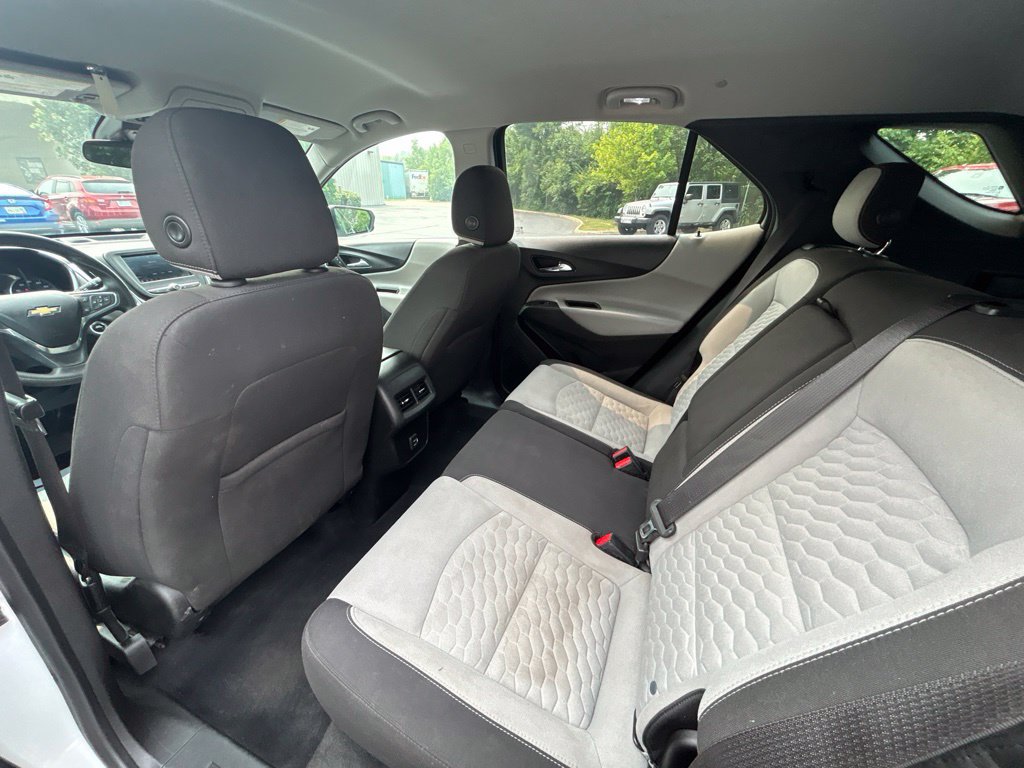Used 2020 Chevrolet Equinox LT AWD/4WD image 23