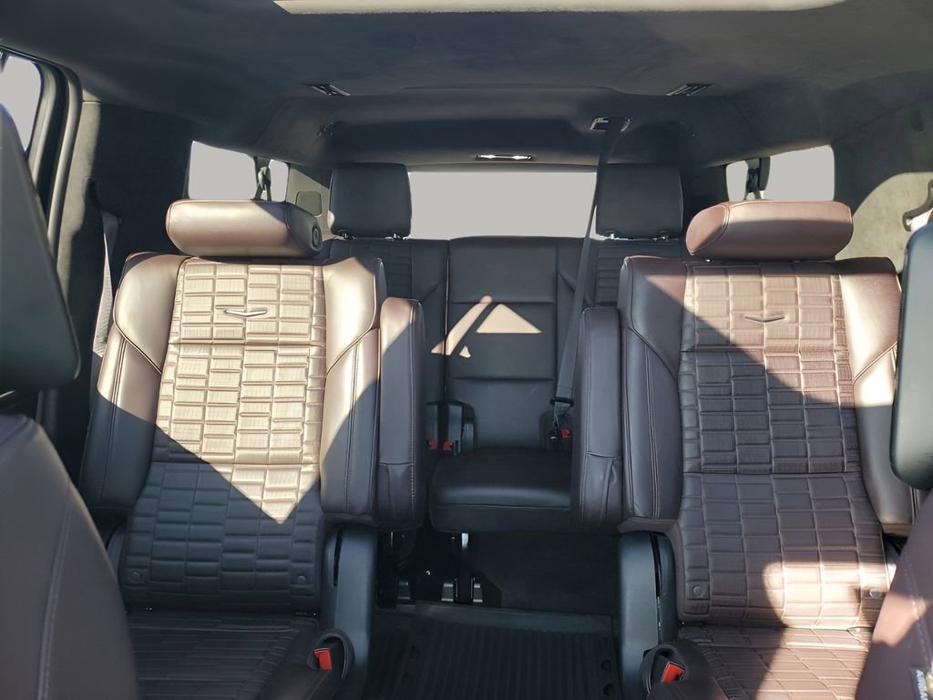 Certified 2023 Cadillac Escalade ESV Premium Luxury Platinum w/ LPO, Radiant Package image 44