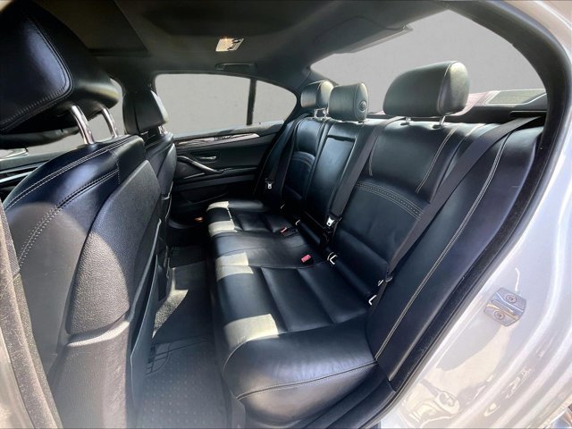 Used 2016 BMW 535i Sedan RWD image 25