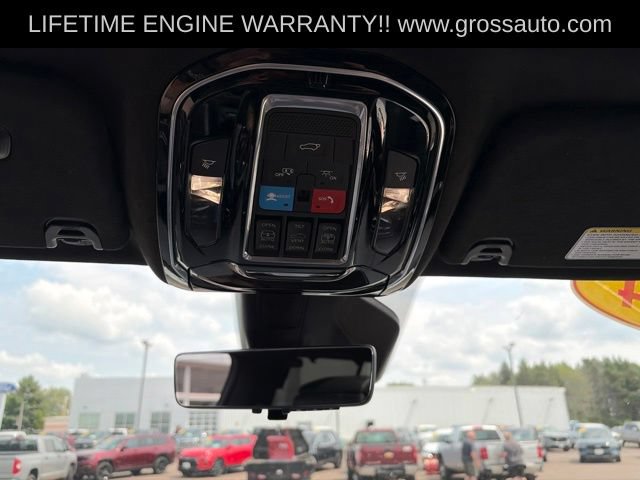 Used 2024 Jeep Grand Wagoneer Series II AWD/4WD image 31