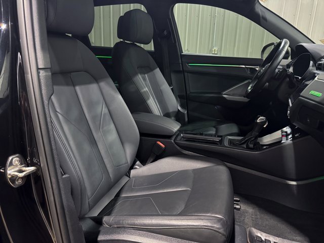 Used 2021 Audi Q3 2.0T Premium Plus w/ Premium Plus Package image 29