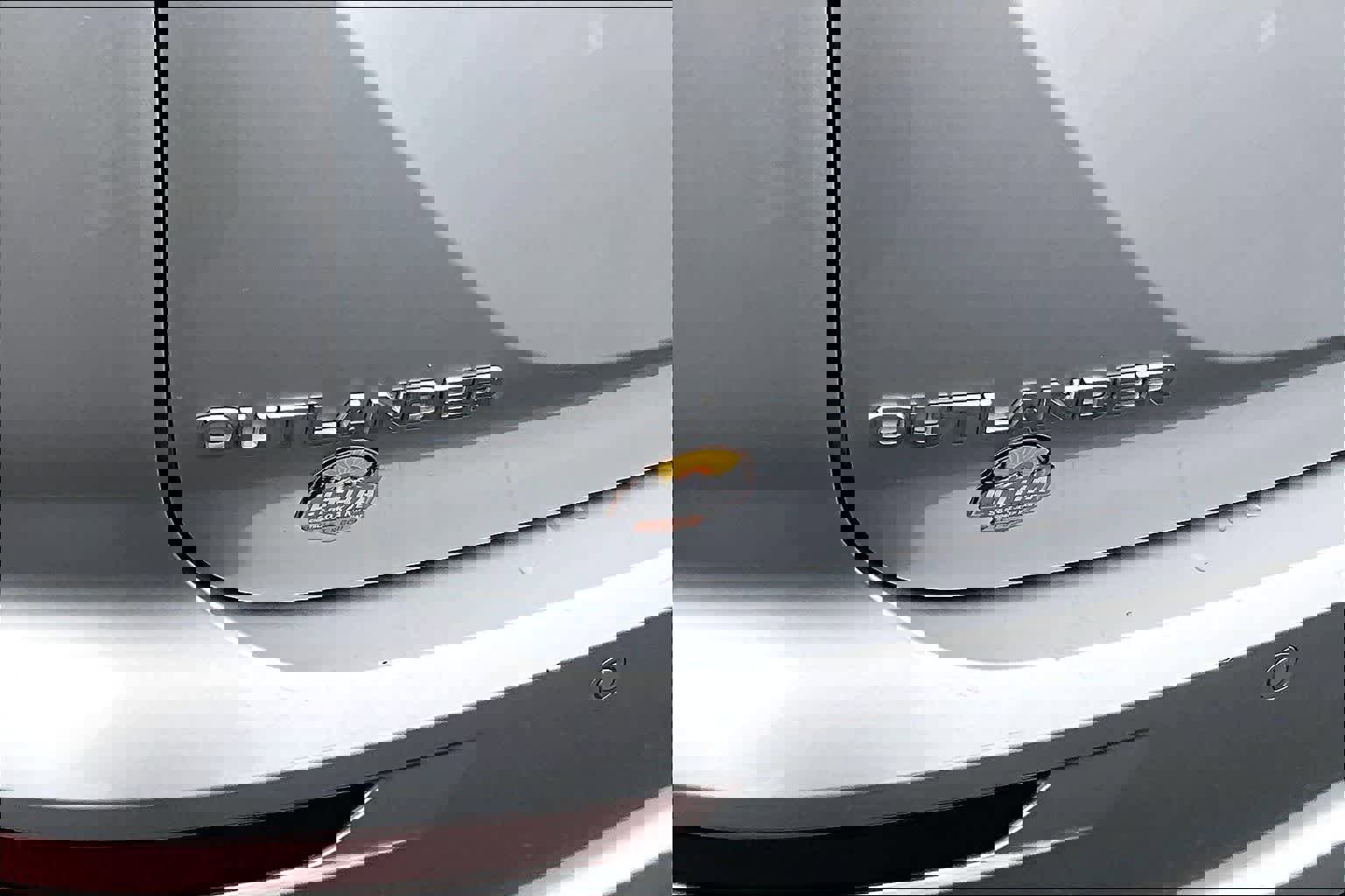 Used 2023 Mitsubishi Outlander SEL image 7