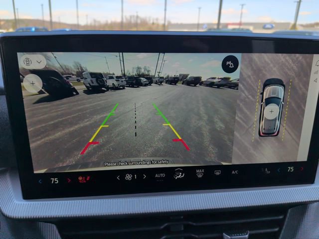 Used 2025 Ford Explorer ST-Line image 14