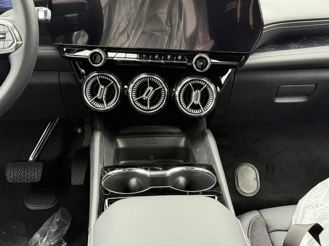 New 2026 Chevrolet Blazer EV LT image 10