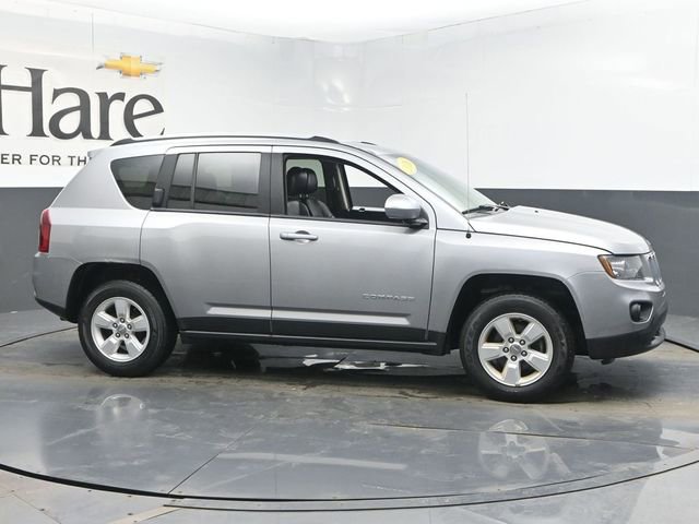 Used 2016 Jeep Compass Latitude image 48