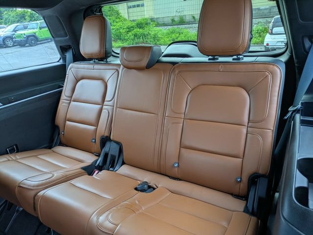 Used 2019 Lincoln Navigator Reserve AWD/4WD image 22