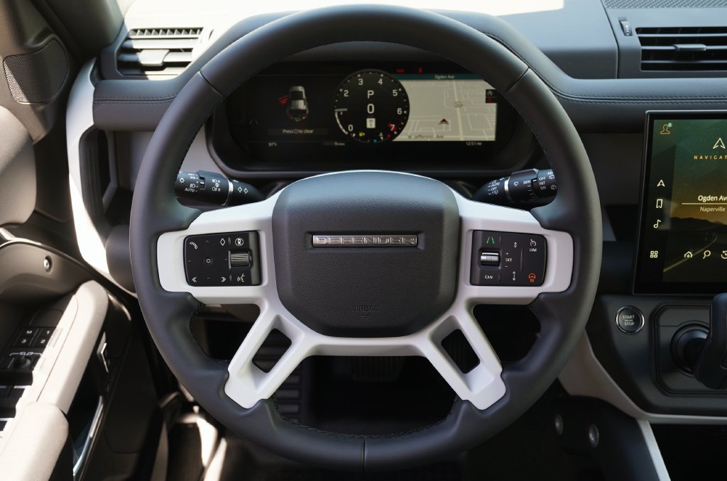 New 2026 Land Rover Defender 110 X-Dynamic SE AWD/4WD image 16