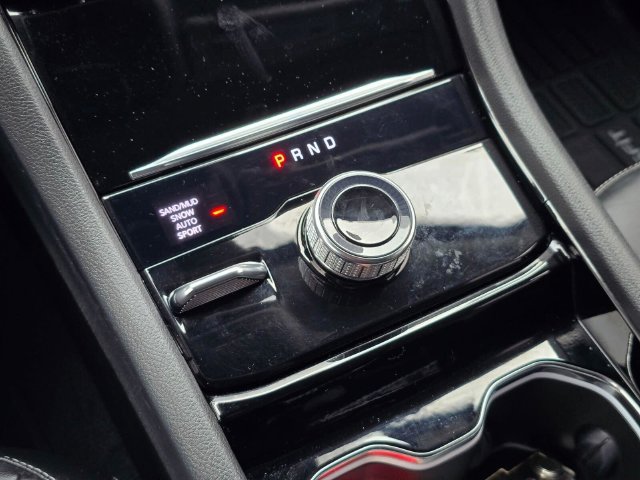Used 2023 Jeep Grand Cherokee L Limited AWD/4WD image 27