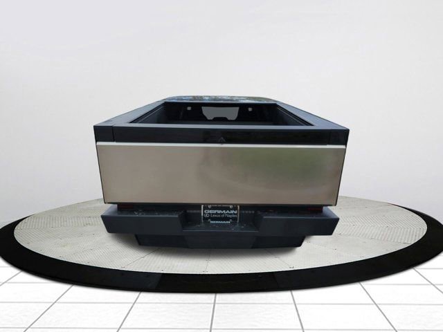 Used 2025 Tesla Cybertruck Cyberbeast AWD/4WD image 4