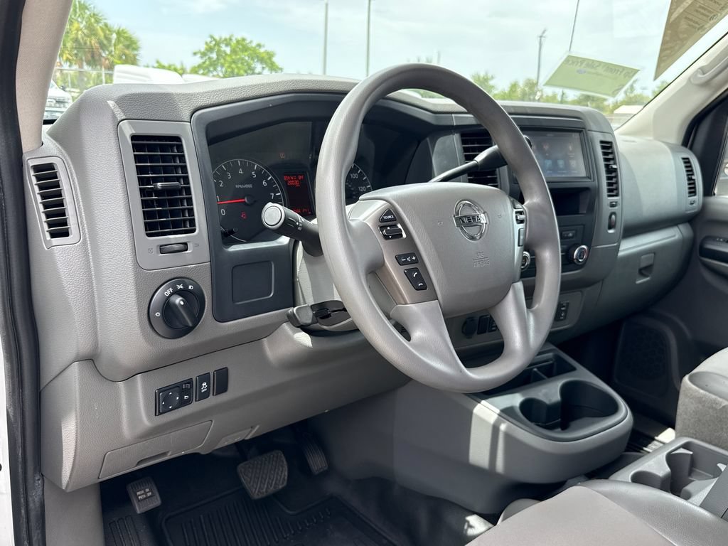 Used 2021 Nissan NV 2500 SV RWD image 5
