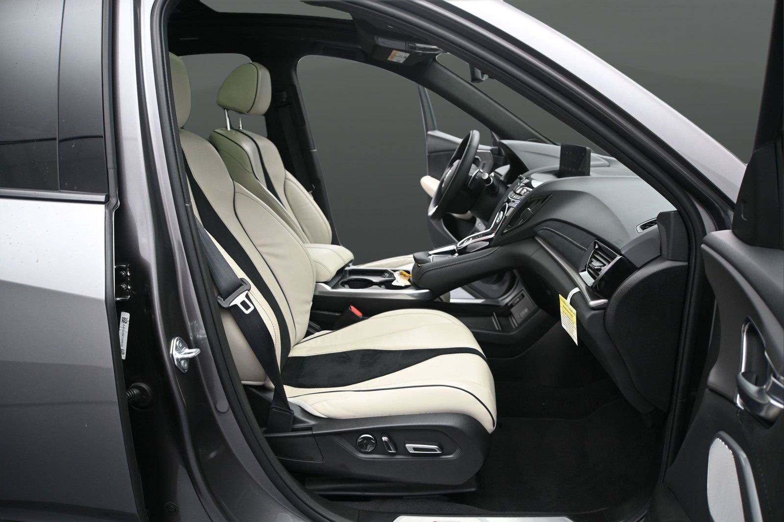 Certified 2026 Acura RDX w/ Advance Package AWD/4WD image 17
