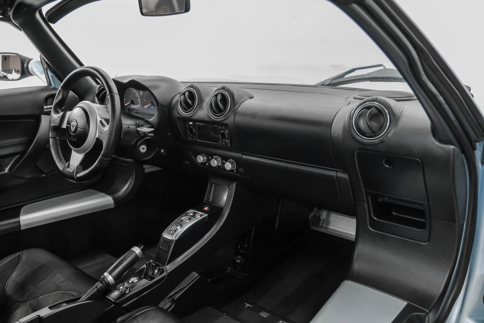 Used 2010 Tesla Roadster image 11