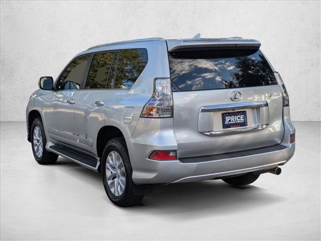 Used 2017 Lexus GX 460 image 8