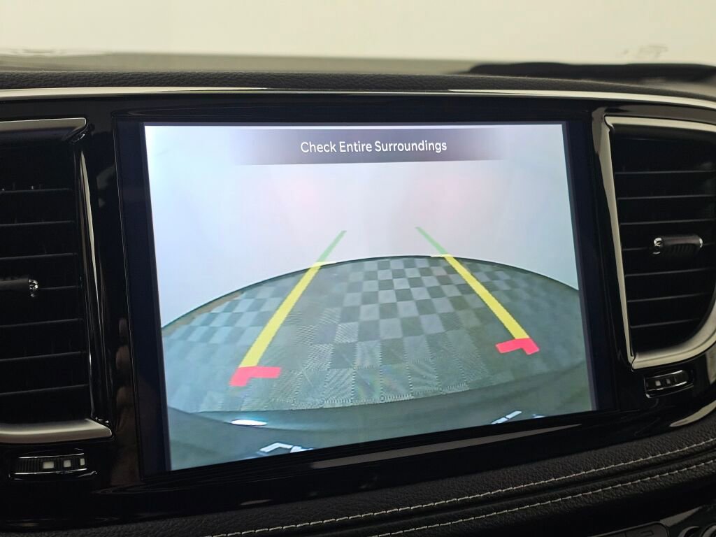 Used 2026 Chrysler Pacifica Limited w/ S Appearance Package image 29