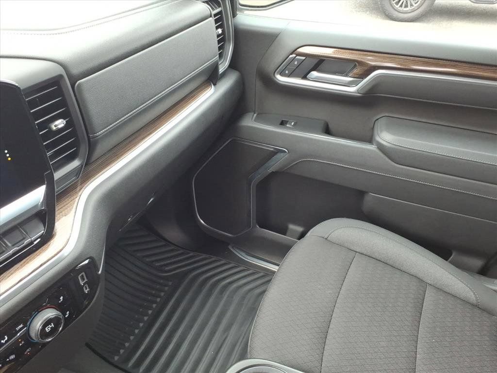Used 2026 Chevrolet Silverado 1500 RST AWD/4WD image 30