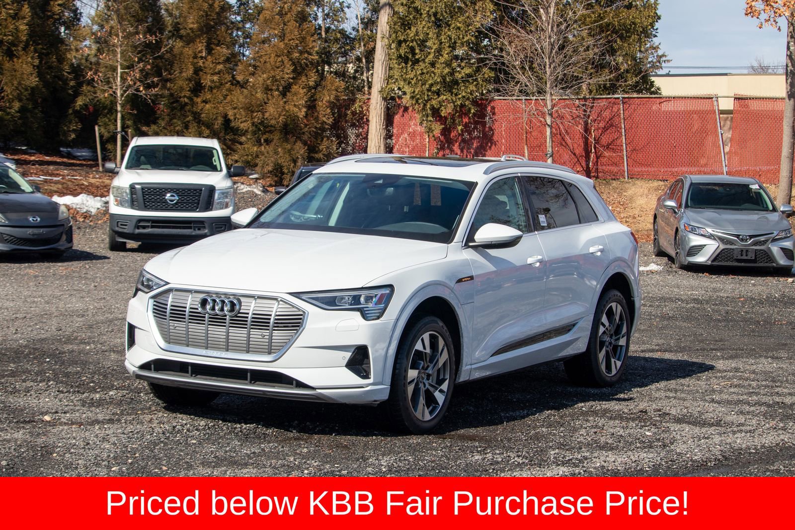Used 2021 Audi e-tron Premium image 1