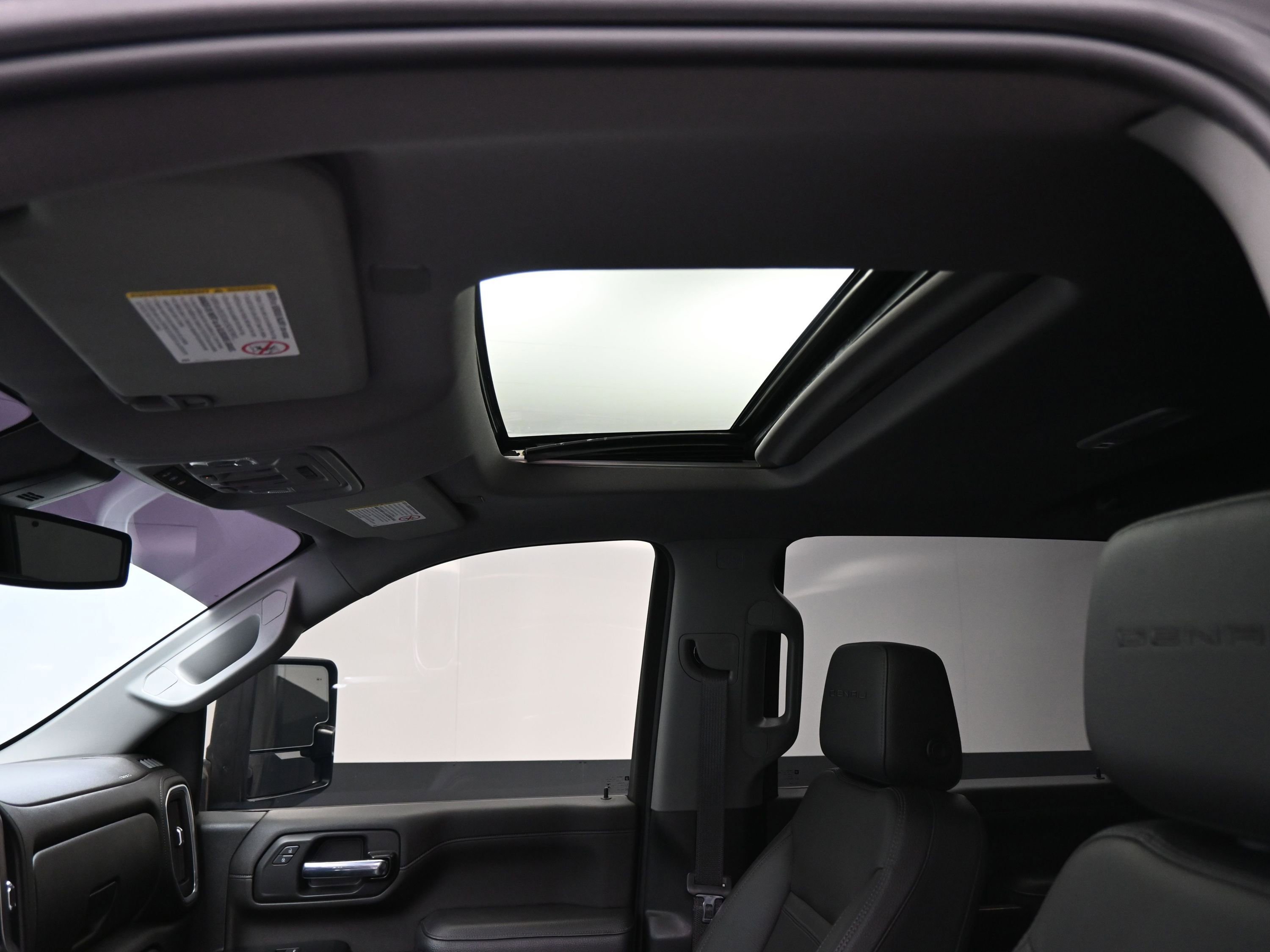 Certified 2022 GMC Sierra 3500 Denali image 25