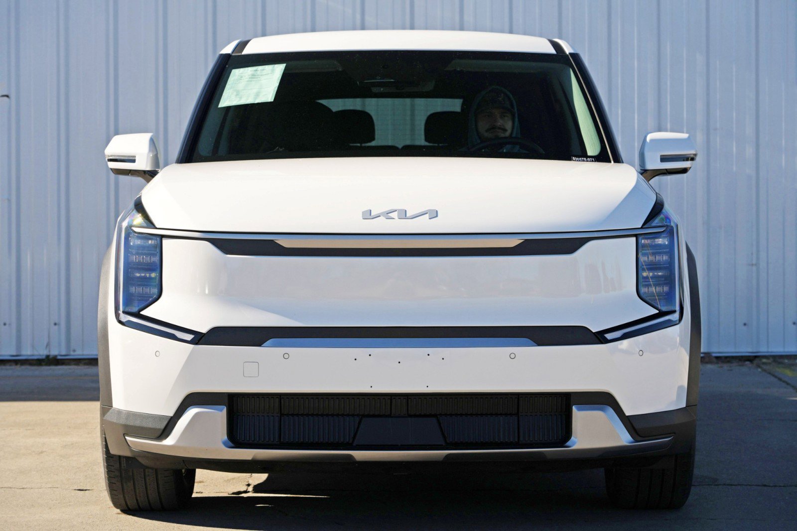 Used 2024 Kia EV9 Light Long Range image 6