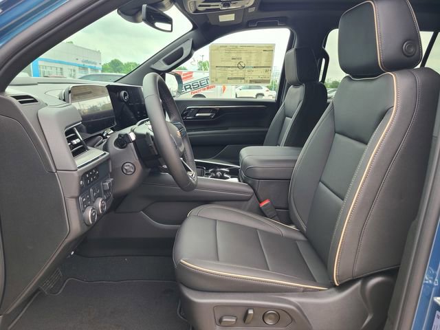 New 2025 Chevrolet Suburban Premier w/ Sun And Tow Package image 14