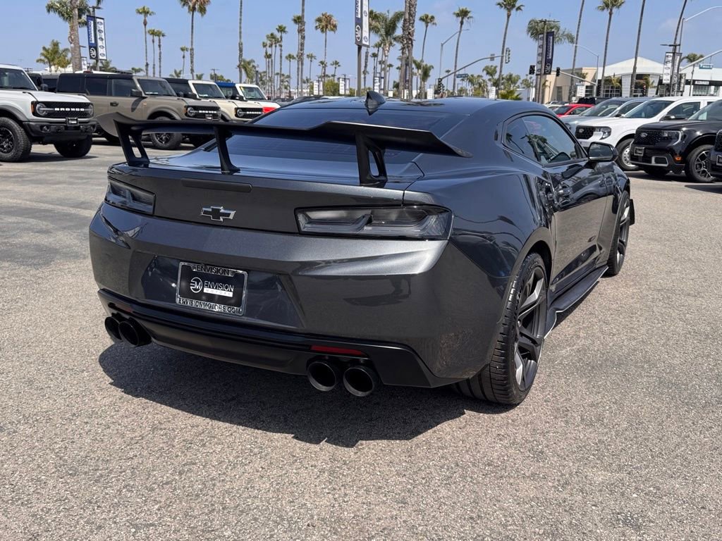Used 2018 Chevrolet Camaro SS RWD image 12