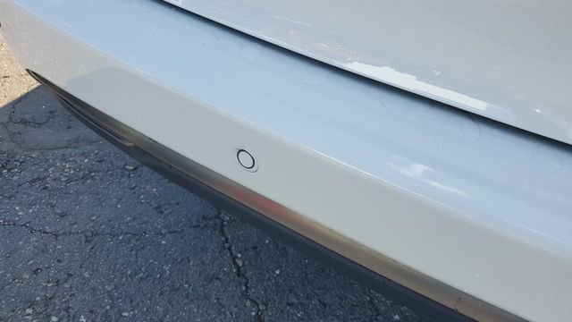 Certified 2026 Chrysler Pacifica Limited w/ S Appearance Package FWD image 35